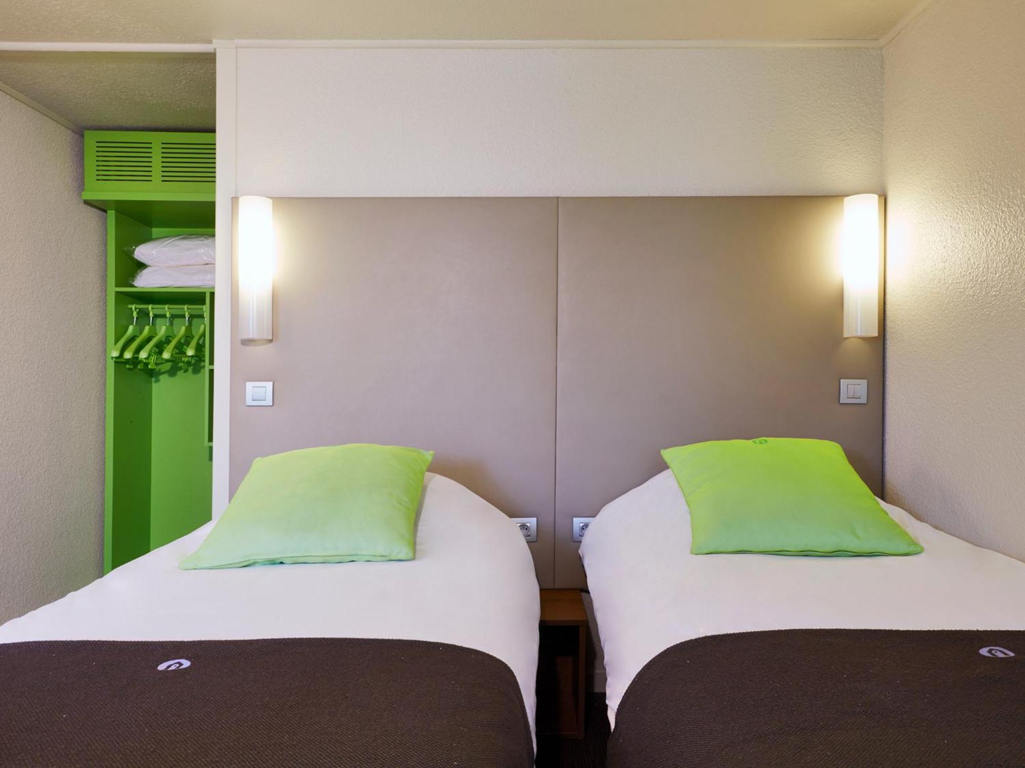 Campanile Brest - Gouesnou Aeroport Otel Oda fotoğraf